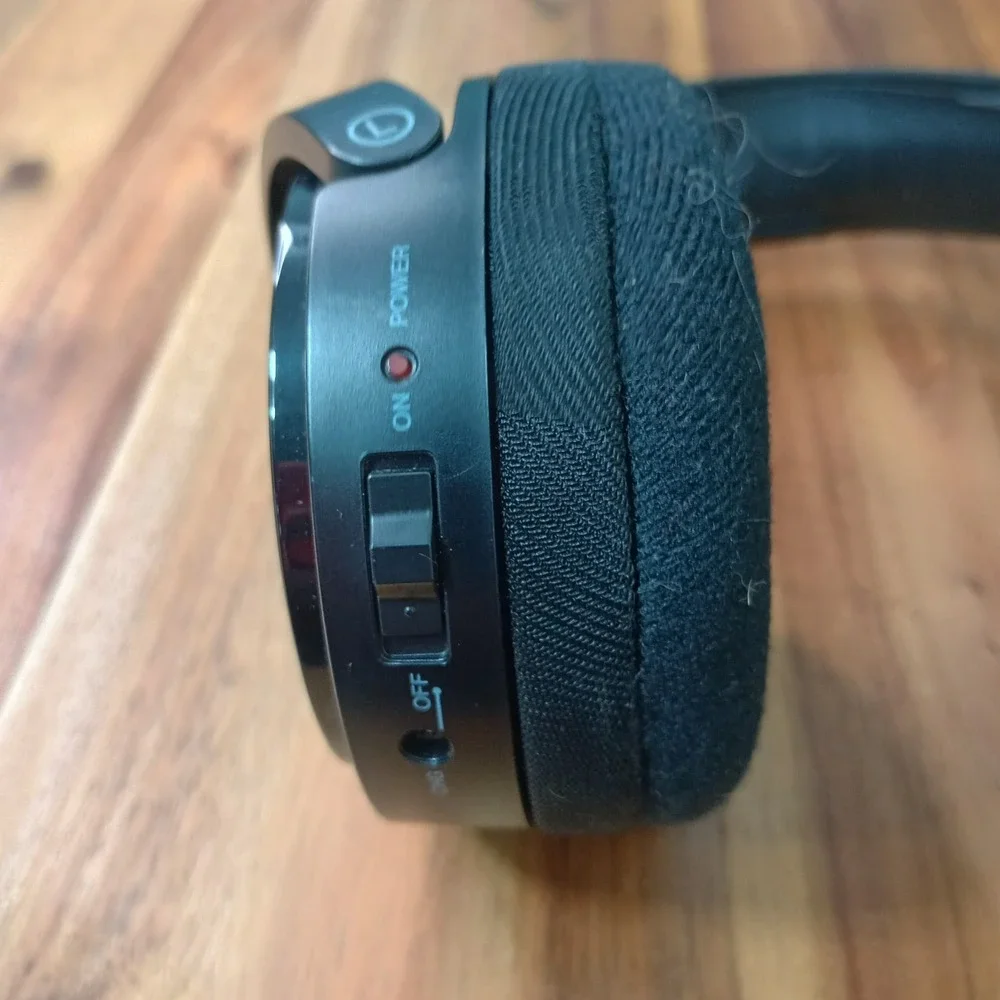 Sony Wireless Stereo Headphones MDR-RF912R &‎ Stereo Transmitter TMR-RF912R